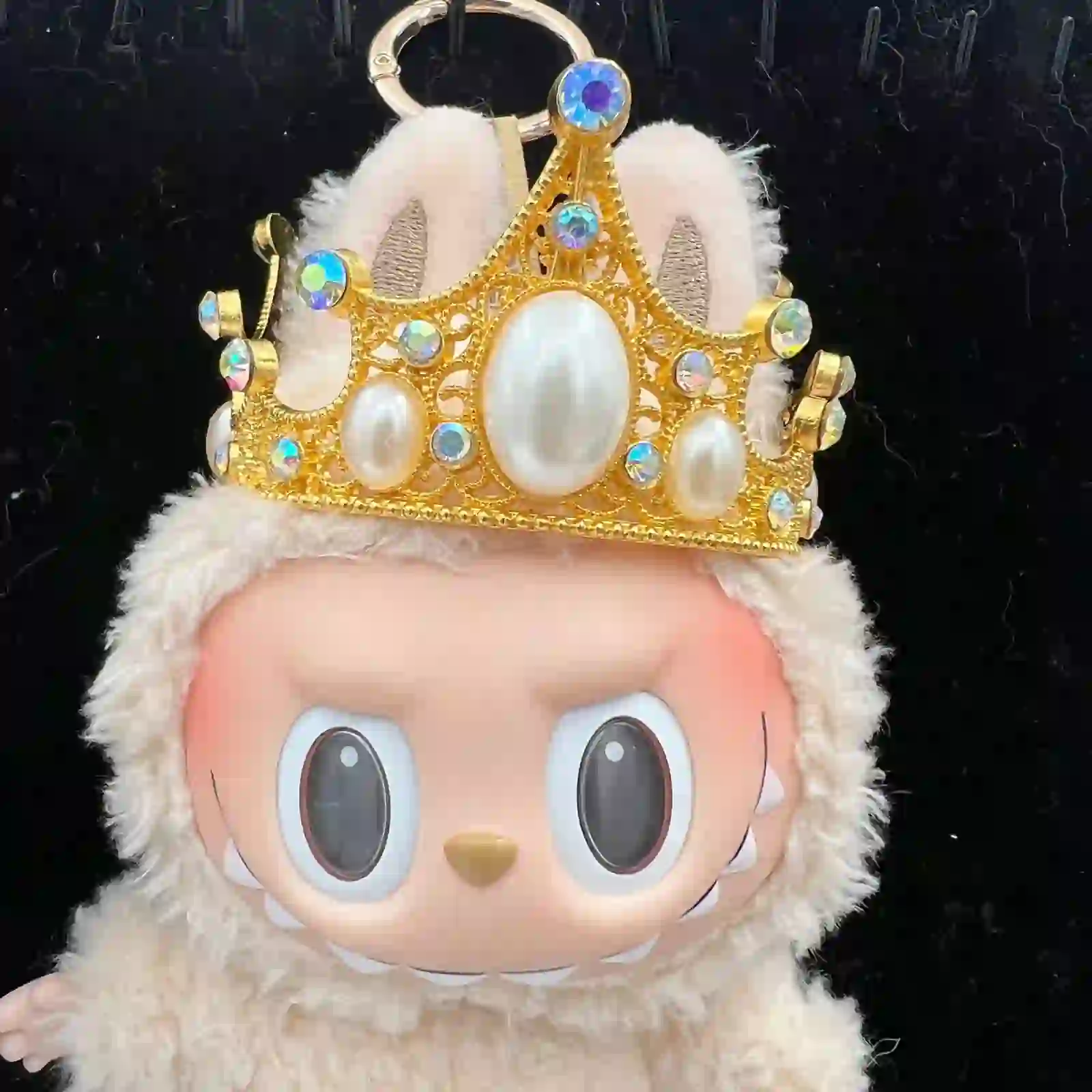 17cm Labubu doll crown accessory gold keychain for kpop fans