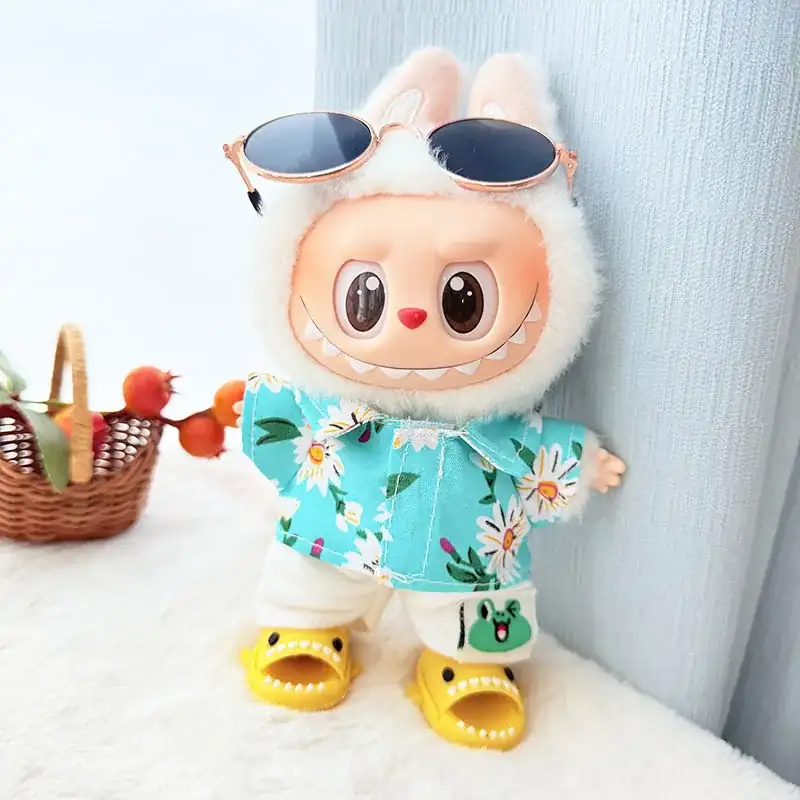 17cm Labubu doll summer outfit with sunglasses and water bottle