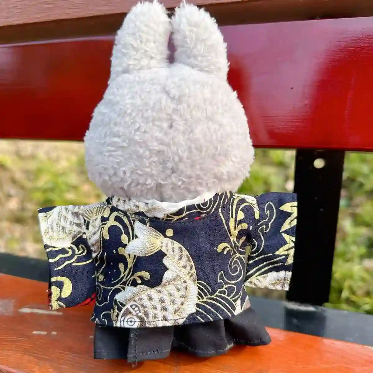 Deep red kimono outfit for 17cm Labubu doll