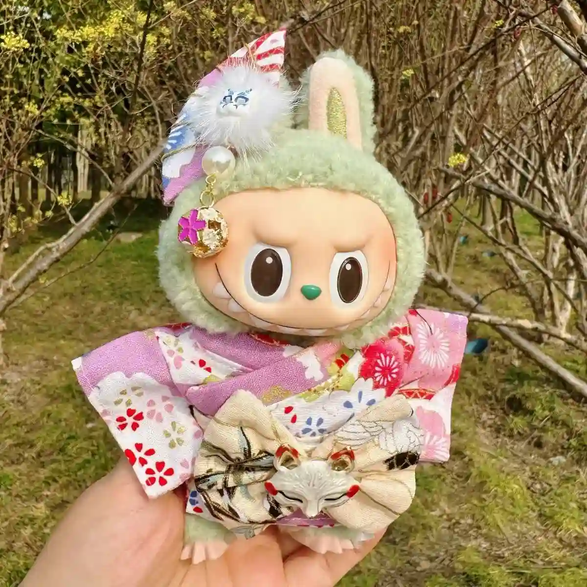 Handcrafted kimono outfit for 17cm Labubu figure