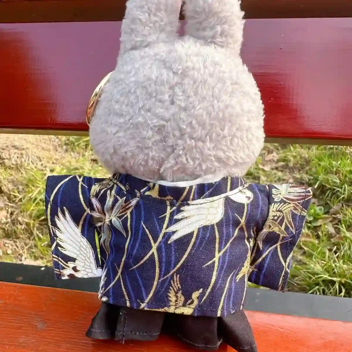Labubu kimono outfit set with gold detailing 17cm