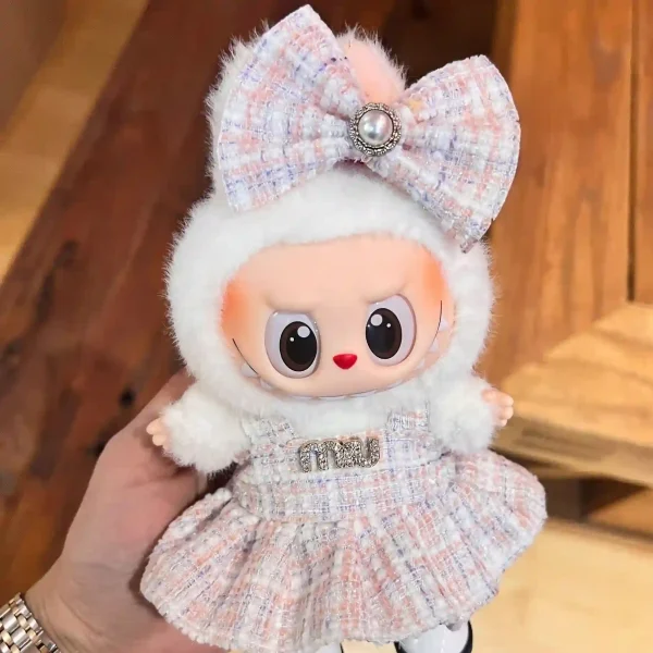 Unique look for your 17cm Labubu doll with this outfit