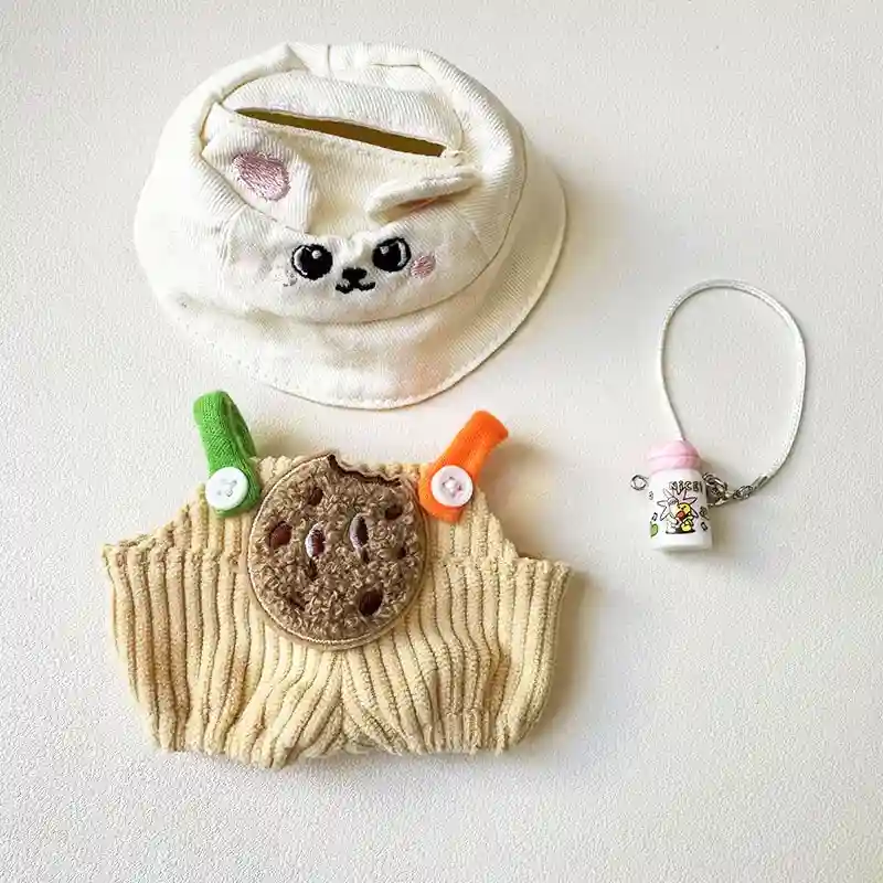 casual style 17cm Labubu doll outfit with accessories
