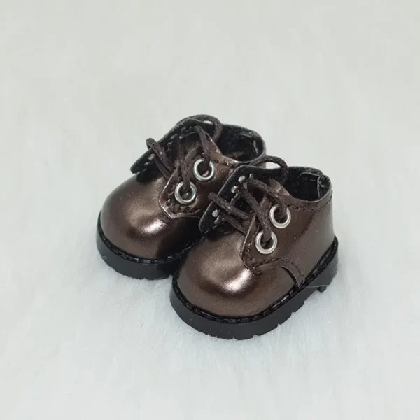 create captivating photos with 17cm Labubu doll outfit