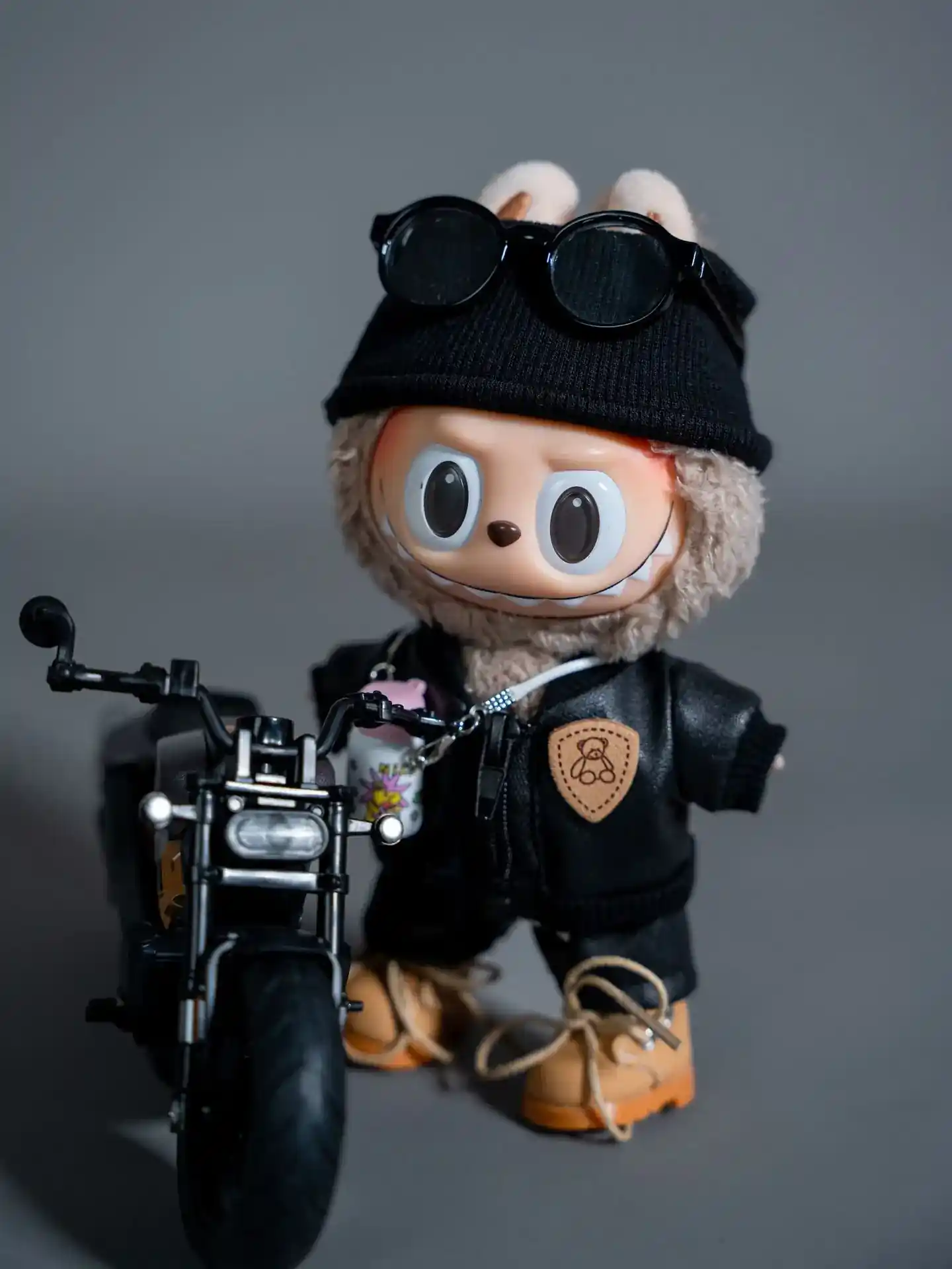 edgy black jacket outfit for 17cm Labubu doll with beanie