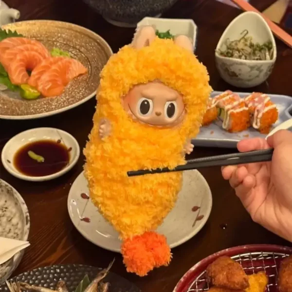 high quality 17cm Labubu doll clothing fried shrimp design