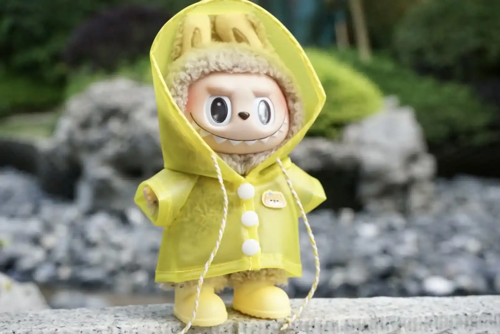 high quality labubu raincoat handmade doll clothes accessories