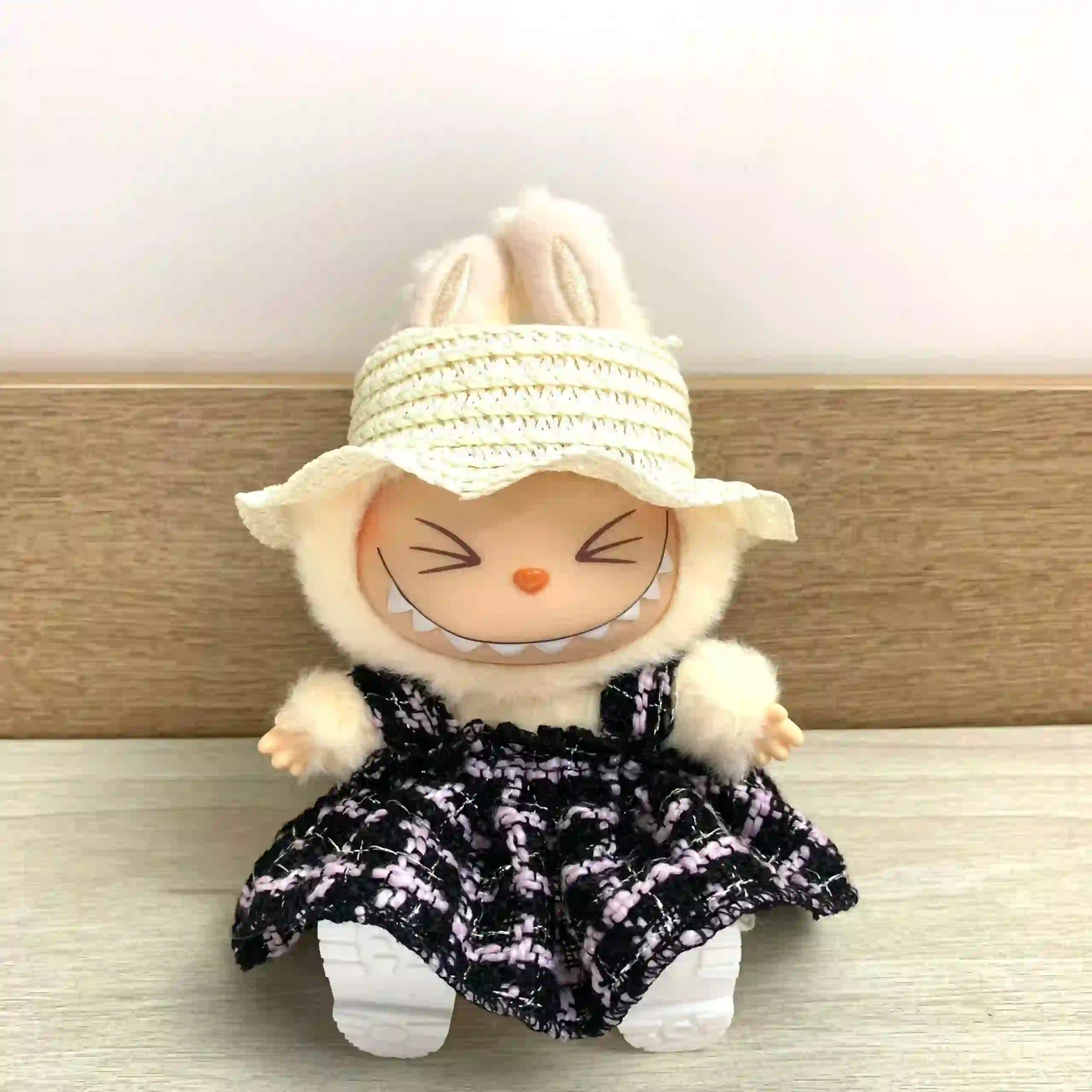 high quality tweed fabric labubu bunny dress outfit for dolls