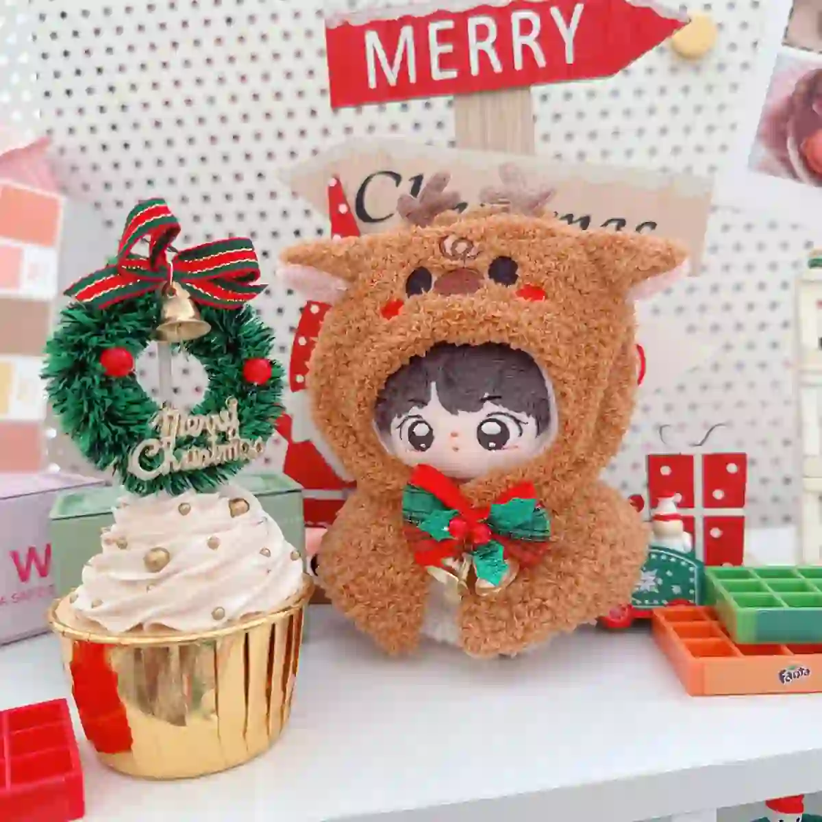 labubu christmas clothes perfect for holiday photos