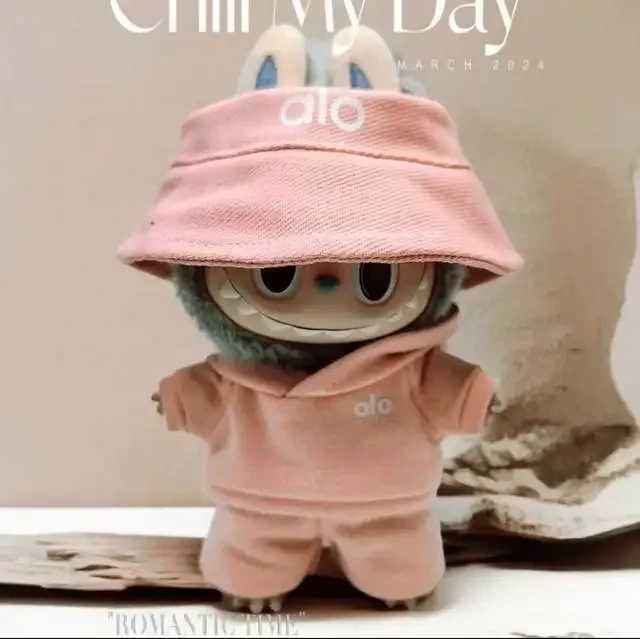 soft stretchy knit hoodie outfit for 17cm Labubu doll