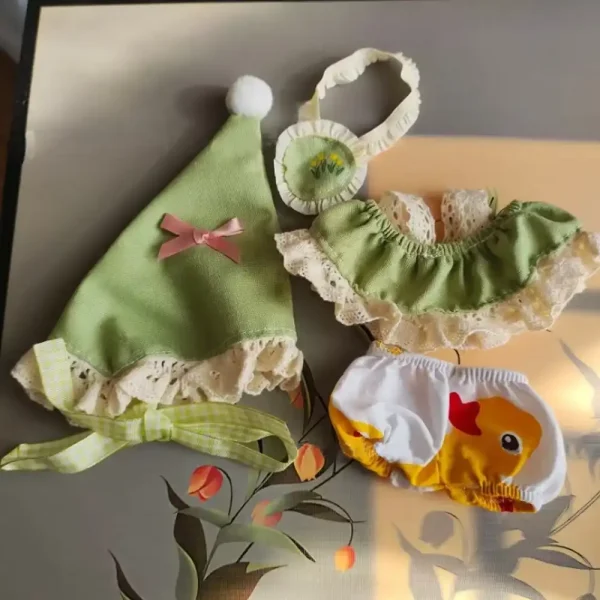 stretchy soft yarn christmas outfit for 17cm labubu doll