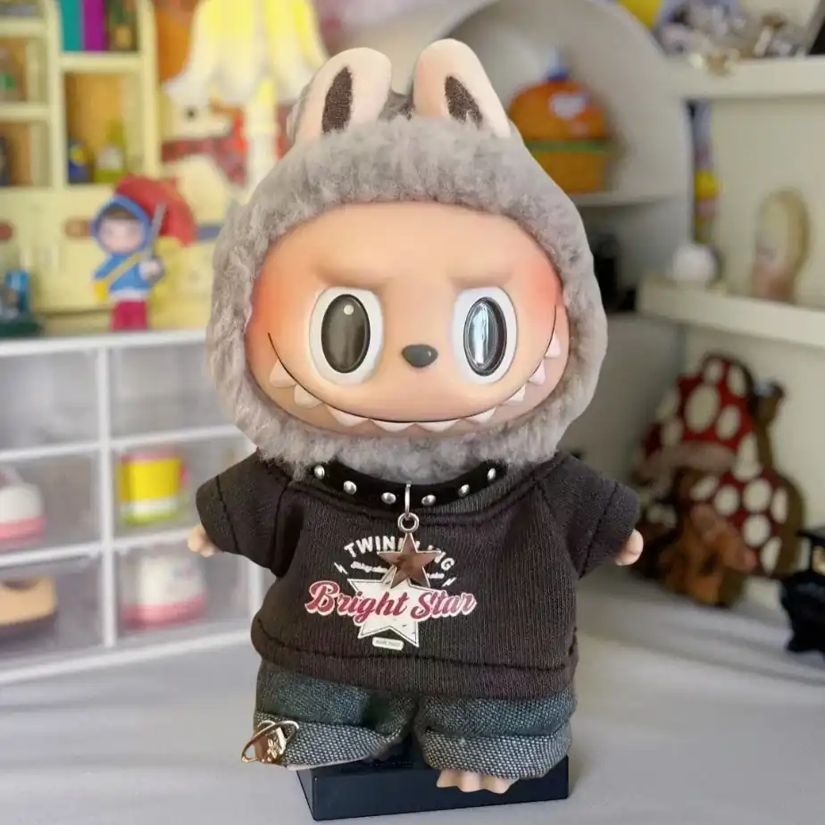 trendy labubu doll outfit hip hop style gray tshirt jeans